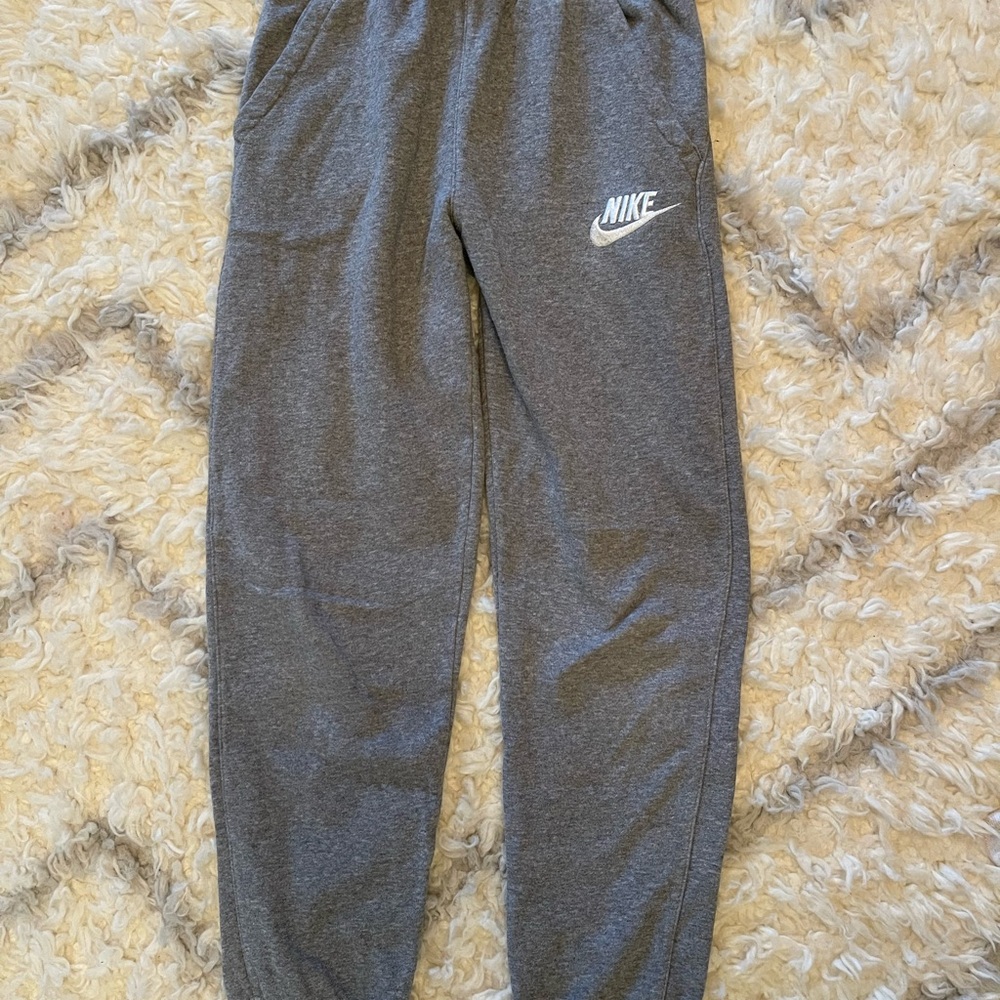 Kids Nike Gray Sweatpants youth L